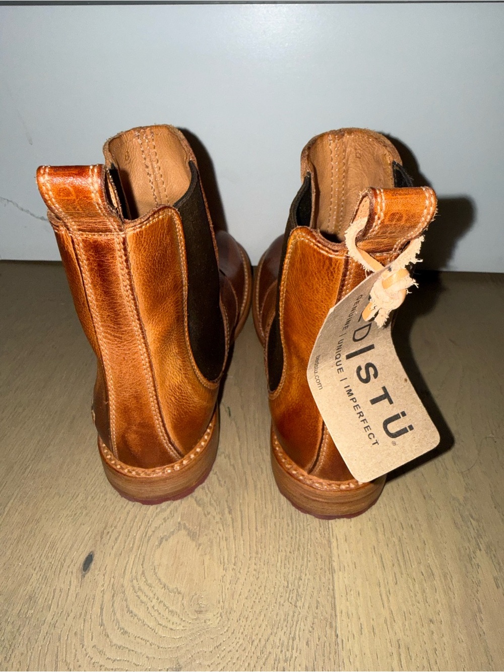 BED|STU NWT women’s Chukka Boots in Cognac Brown Leather - Picture 2 of 4